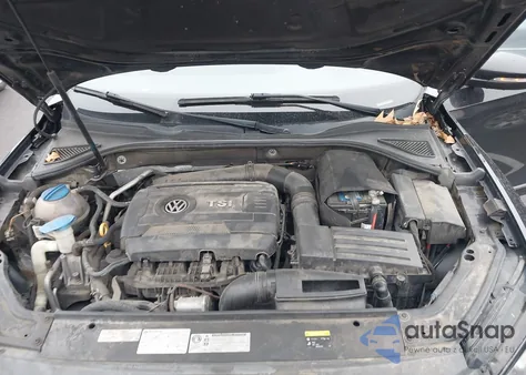 2017 Volkswagen Passat 1.8T Se z USA, uszkodzony, nr VIN 1VWBT7A3XHC009376